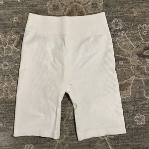 Seamless Ribbed Biker Shorts